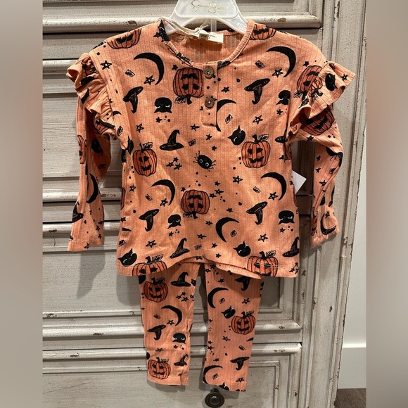 Jessica Simpson Halloween Baby Shirt and Pants Set NWT - Picture 1 of 7